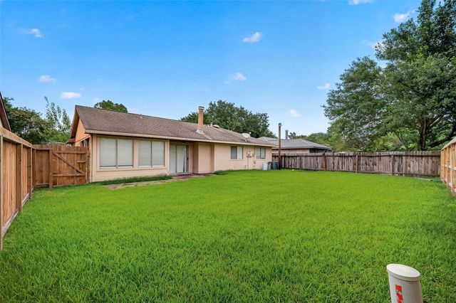 3010 Becket Street, Pearland, TX 77584
