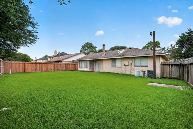 3010 Becket Street, Pearland, TX 77584