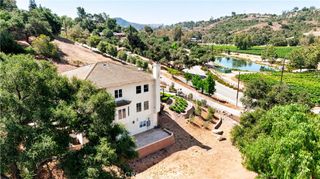 2424 Gird Road, Fallbrook, CA 92028