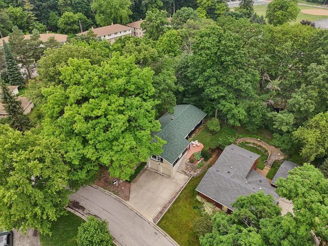 6710 Dellrose COURT, Greendale, WI 53129