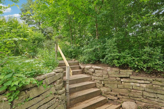 6710 Dellrose COURT, Greendale, WI 53129