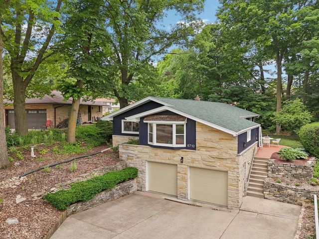 6710 Dellrose COURT, Greendale, WI 53129