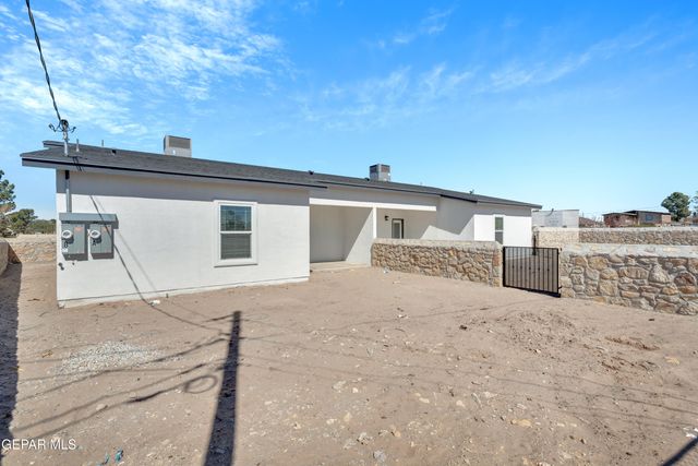 624 Hesse Drive, Socorro, TX 79927