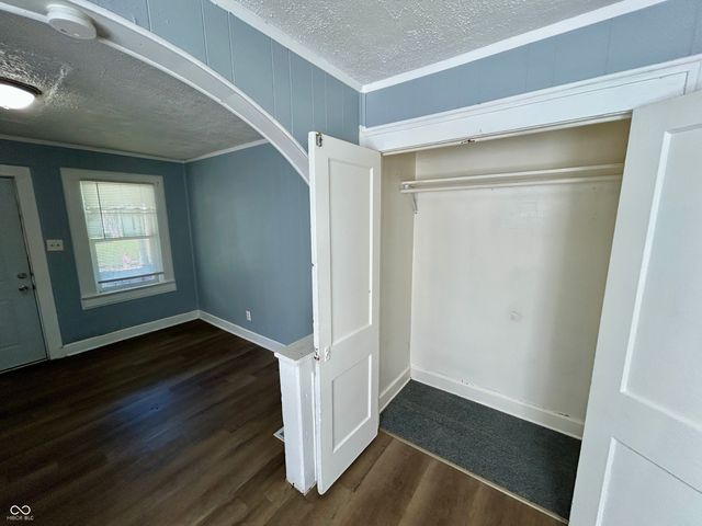 2909 E Brookside Avenue, Indianapolis, IN 46218
