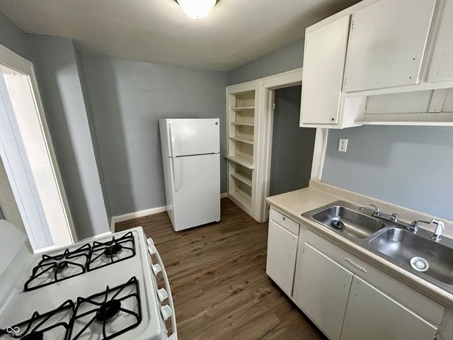 2909 E Brookside Avenue, Indianapolis, IN 46218