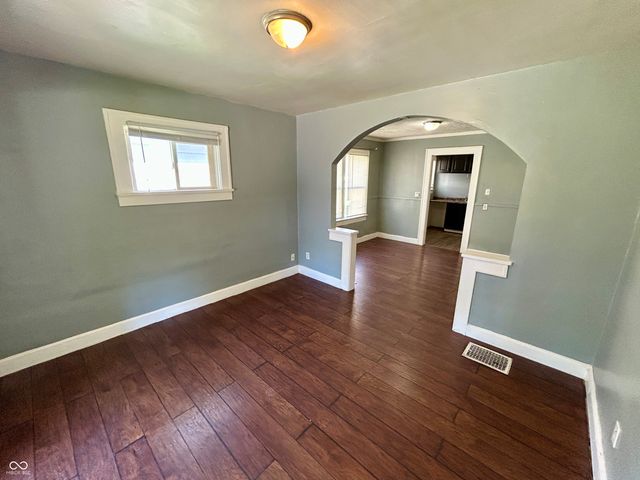 2909 E Brookside Avenue, Indianapolis, IN 46218
