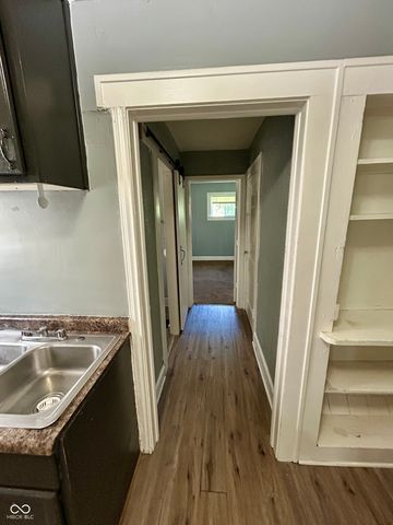 2909 E Brookside Avenue, Indianapolis, IN 46218