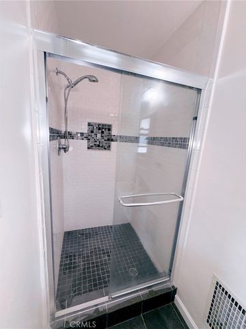 836 E Whitcomb, Glendora, CA 91741