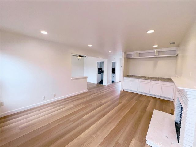 836 E Whitcomb, Glendora, CA 91741