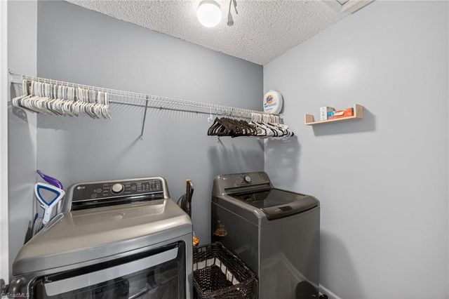 2107 Jefferson Court, Archdale, NC 27263