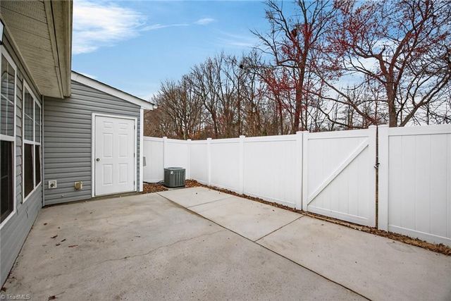 2107 Jefferson Court, Archdale, NC 27263