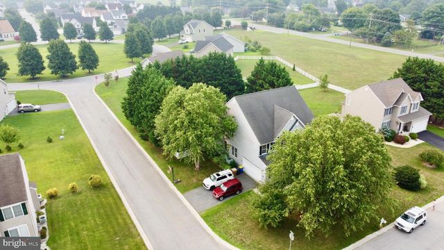 100 BEAUFORT LN, Milford, DE 19963