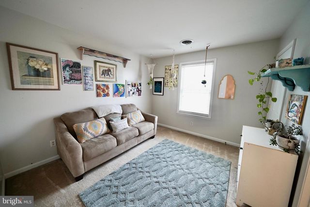 100 BEAUFORT LN, Milford, DE 19963