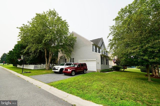 100 BEAUFORT LN, Milford, DE 19963