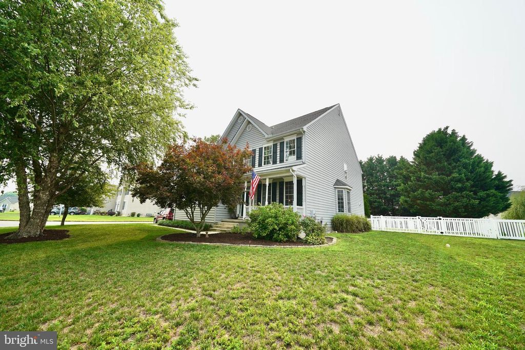 100 BEAUFORT LN, Milford, DE 19963