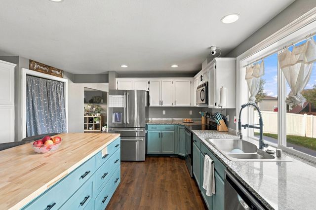 6603 S West Terrace Dr, Cheney, WA 99004