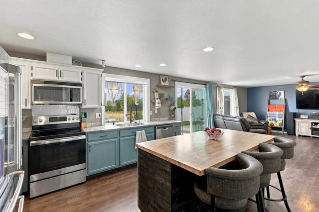 6603 S West Terrace Dr, Cheney, WA 99004