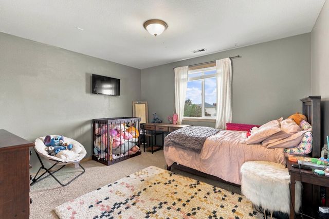 6603 S West Terrace Dr, Cheney, WA 99004