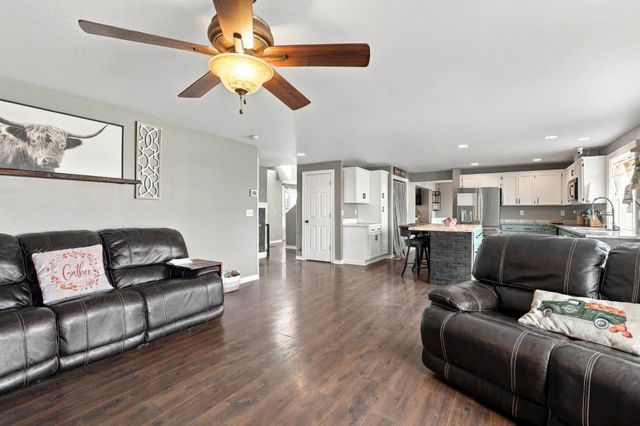 6603 S West Terrace Dr, Cheney, WA 99004
