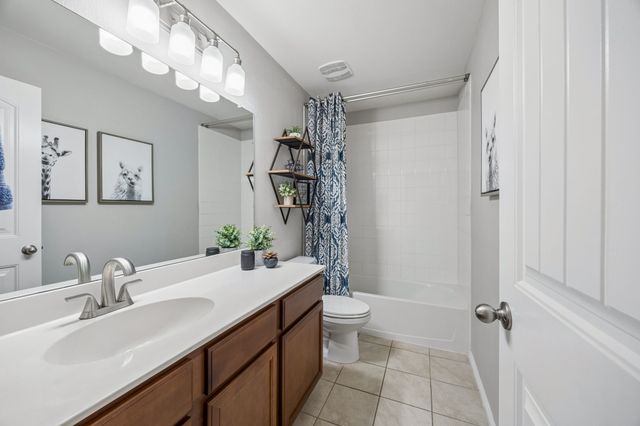 915 Amber Street, Princeton, TX 75407