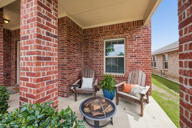 915 Amber Street, Princeton, TX 75407