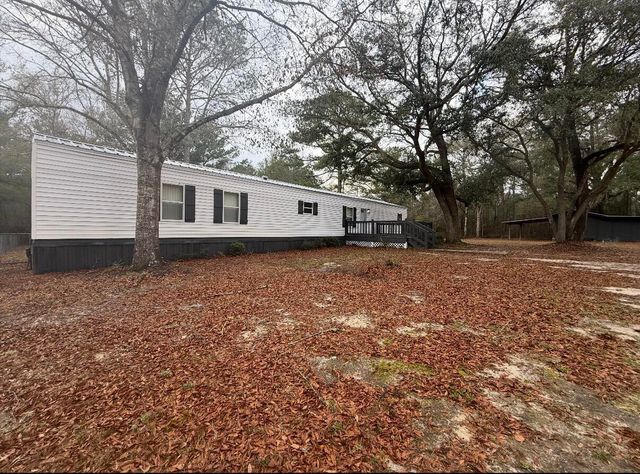 3083 Lake Sue Drive, Crestview, FL 32539