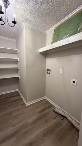 3083 Lake Sue Drive, Crestview, FL 32539