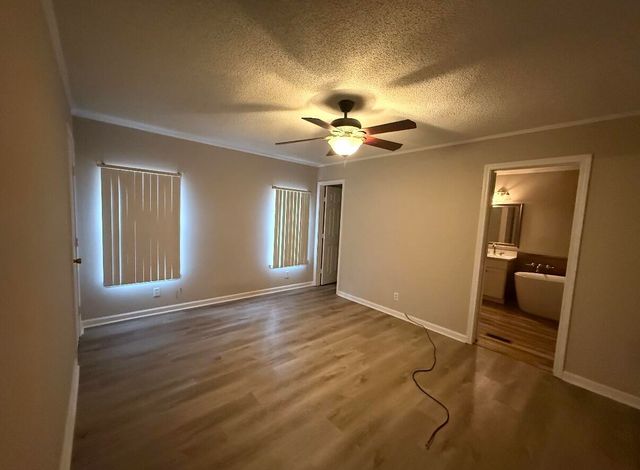 3083 Lake Sue Drive, Crestview, FL 32539