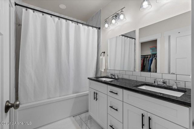 12193 W MOORFIELD AVE, Post Falls, ID 83854