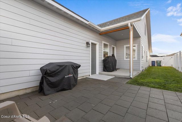 12193 W MOORFIELD AVE, Post Falls, ID 83854