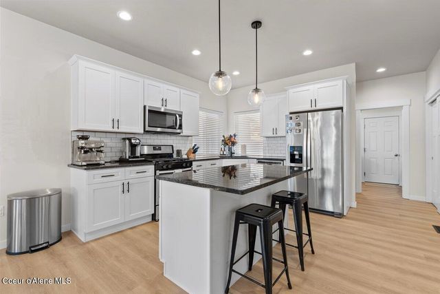 12193 W MOORFIELD AVE, Post Falls, ID 83854