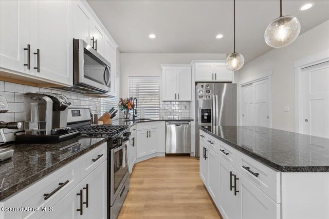 12193 W MOORFIELD AVE, Post Falls, ID 83854