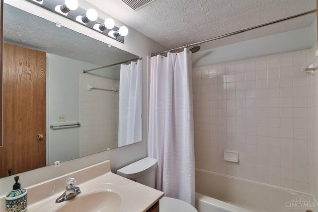 7846 Hackney Circle, Deerfield Twp., OH 45039