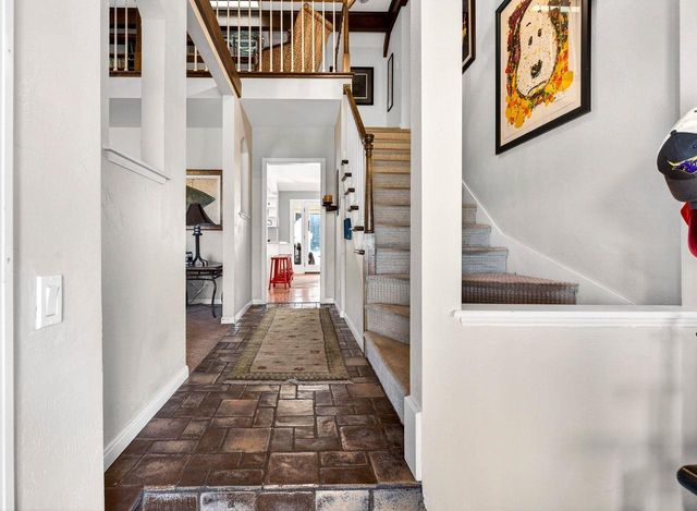 157 OLD ORCHARD LANE, Neenah, WI 54956