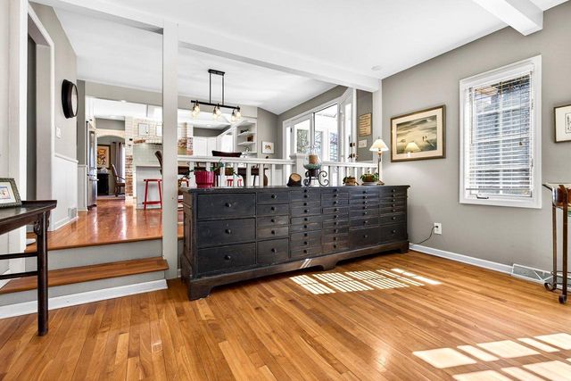 157 OLD ORCHARD LANE, Neenah, WI 54956