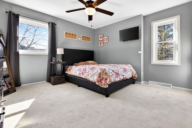 157 OLD ORCHARD LANE, Neenah, WI 54956