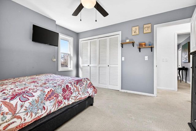 157 OLD ORCHARD LANE, Neenah, WI 54956