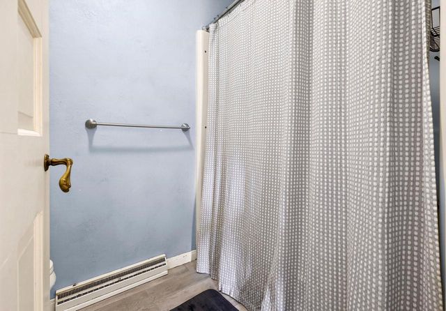 157 OLD ORCHARD LANE, Neenah, WI 54956