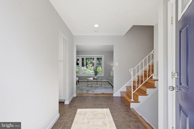 5215 LIGHTHORNE RD, Burke, VA 22015