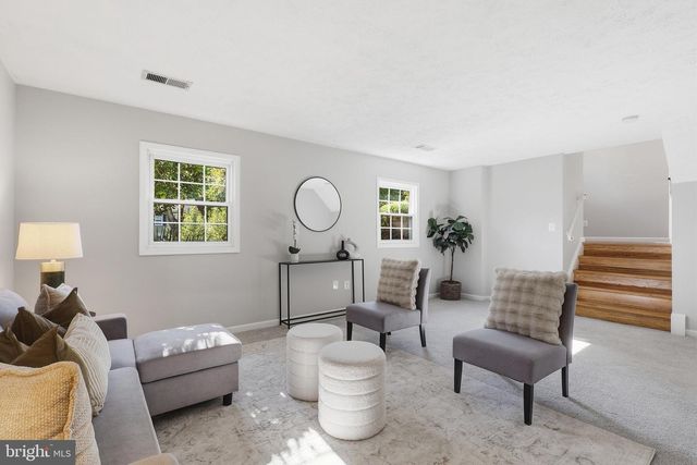 5215 LIGHTHORNE RD, Burke, VA 22015