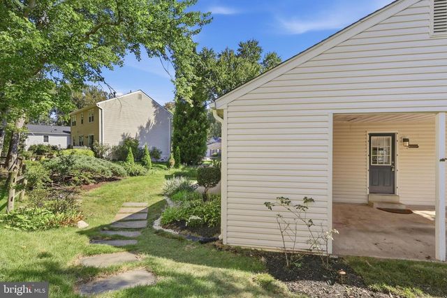 5215 LIGHTHORNE RD, Burke, VA 22015