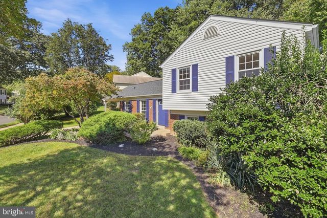 5215 LIGHTHORNE RD, Burke, VA 22015