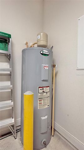 8209 ROSEVILLE ROAD, Davenport, FL 33896