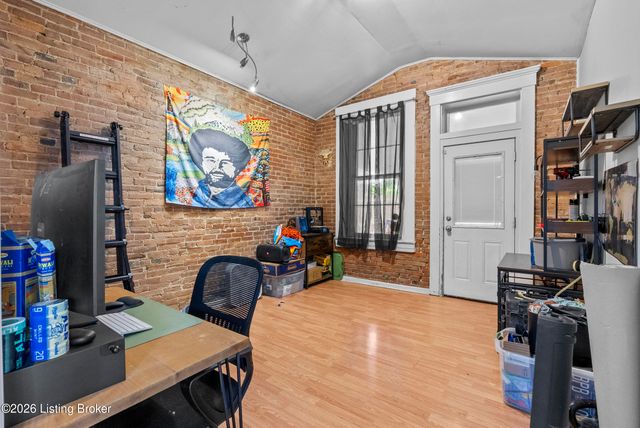 1238 S Floyd St, Louisville, KY 40203