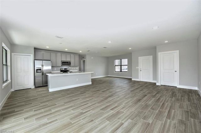 4116 NW 22nd TER, Cape Coral, FL 33993