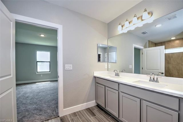 4116 NW 22nd TER, Cape Coral, FL 33993