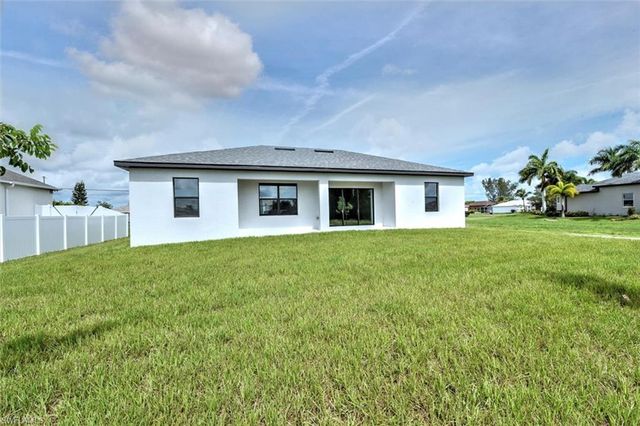 4116 NW 22nd TER, Cape Coral, FL 33993