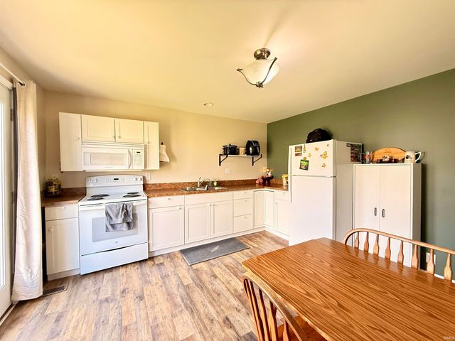 211 E Division, Boonville, IN 47601