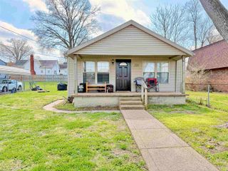 211 E Division, Boonville, IN 47601