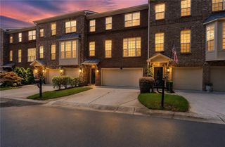 5583 Julian Place, Atlanta, GA 30342